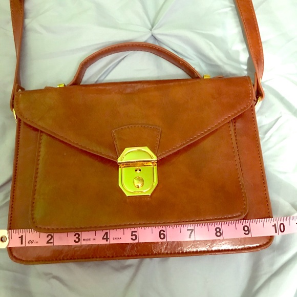 Cooperative women’s crossbody, polyvinyl - Picture 6 of 11